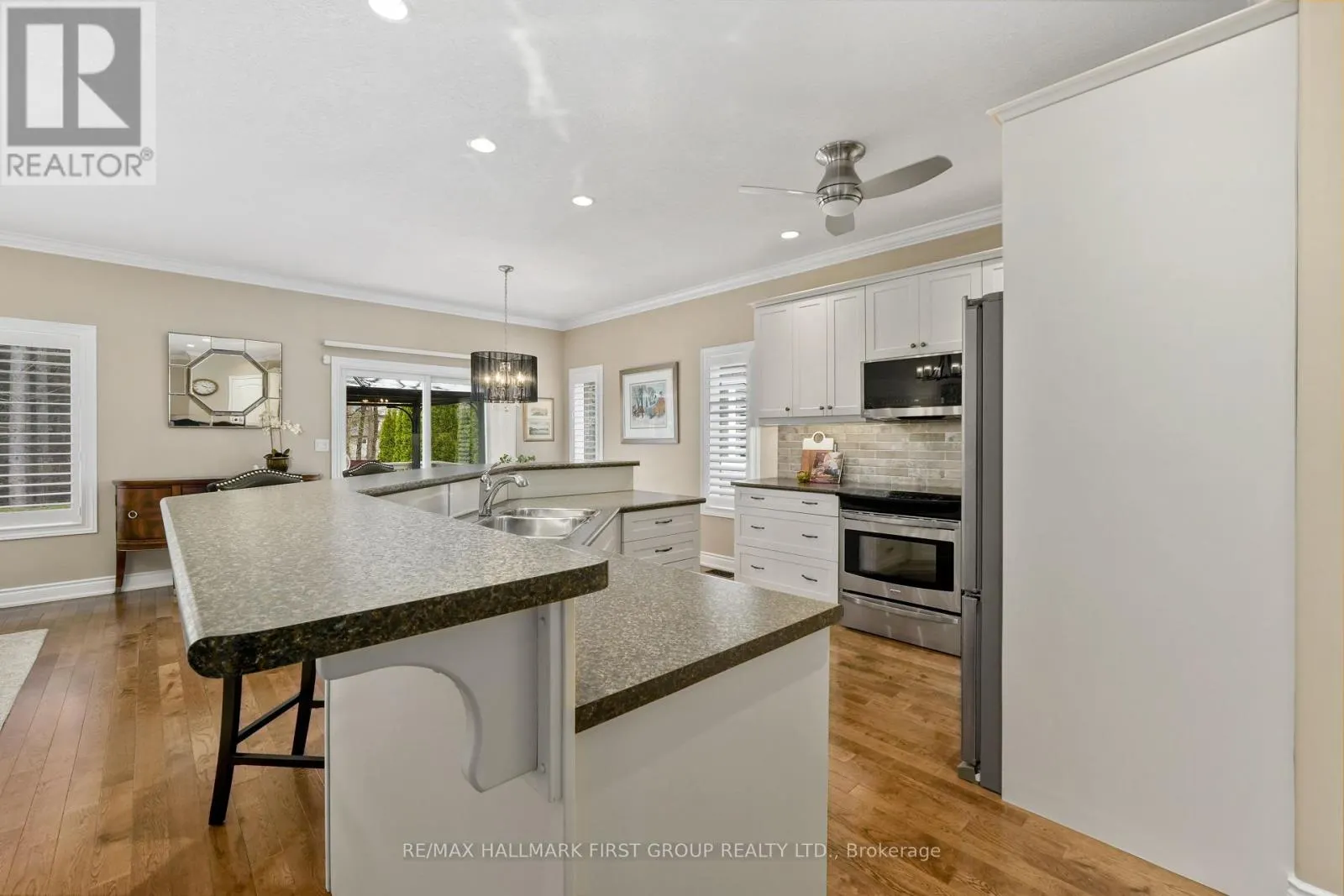 489 FOOTE CRESCENT