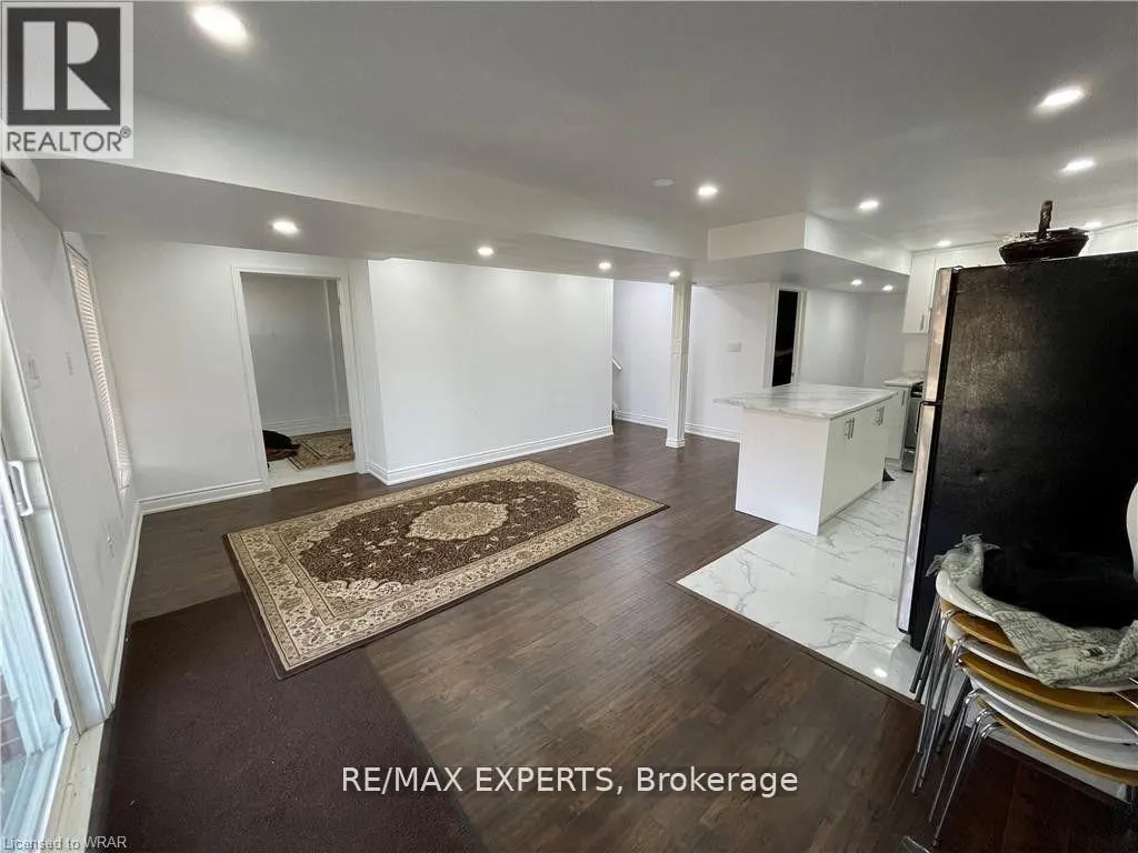 87 NEWCASTLE DRIVE W