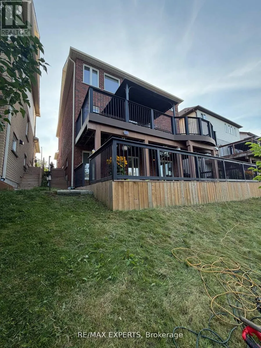 87 NEWCASTLE DRIVE W