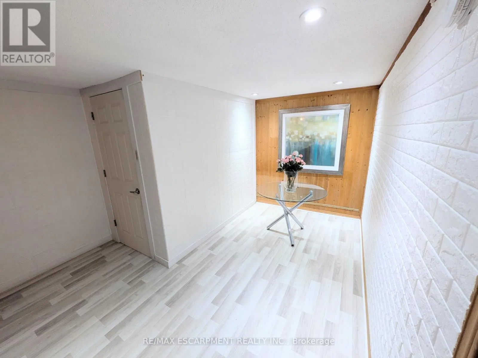 1 - 22 RIVERDALE DRIVE