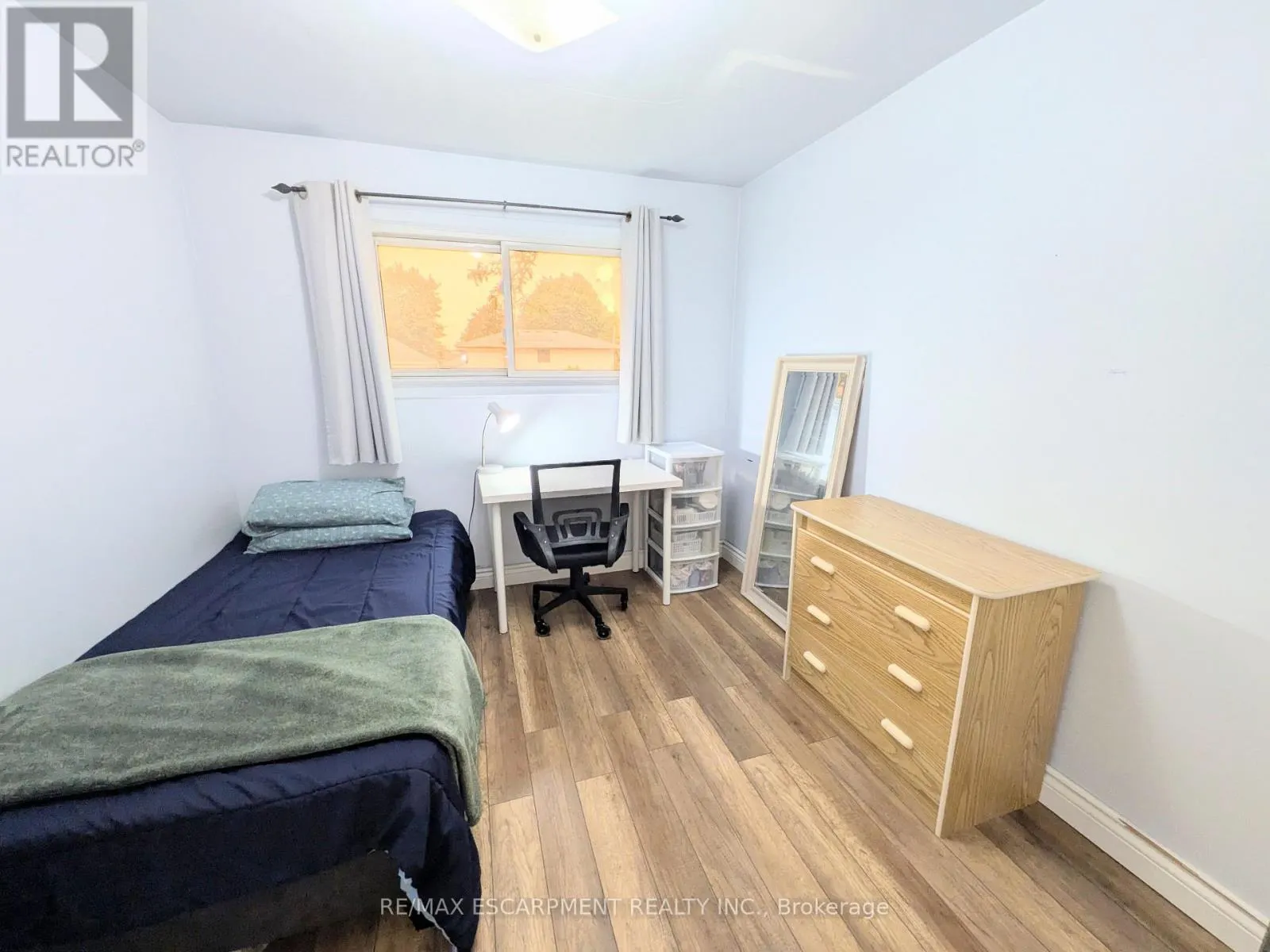 1 - 22 RIVERDALE DRIVE
