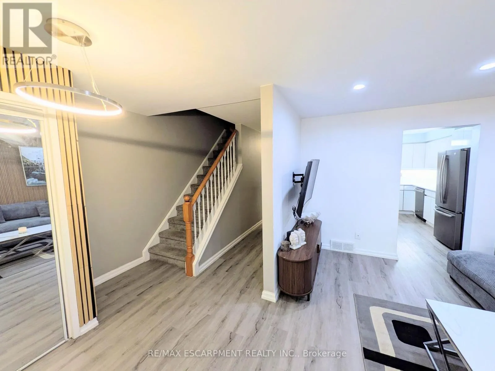 1 - 22 RIVERDALE DRIVE