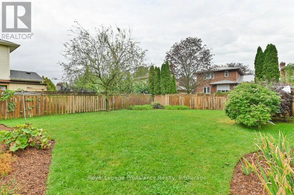 21 FORRESTER COURT