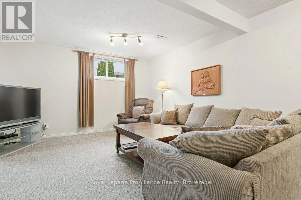 21 FORRESTER COURT