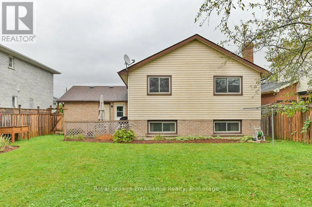 21 FORRESTER COURT