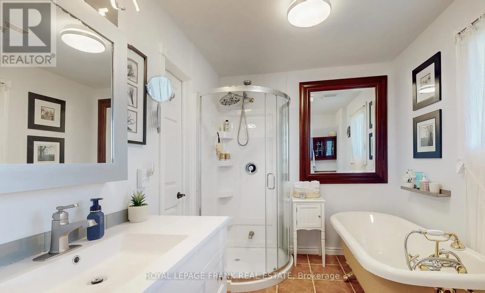 10 CITYVIEW HEIGHTS
