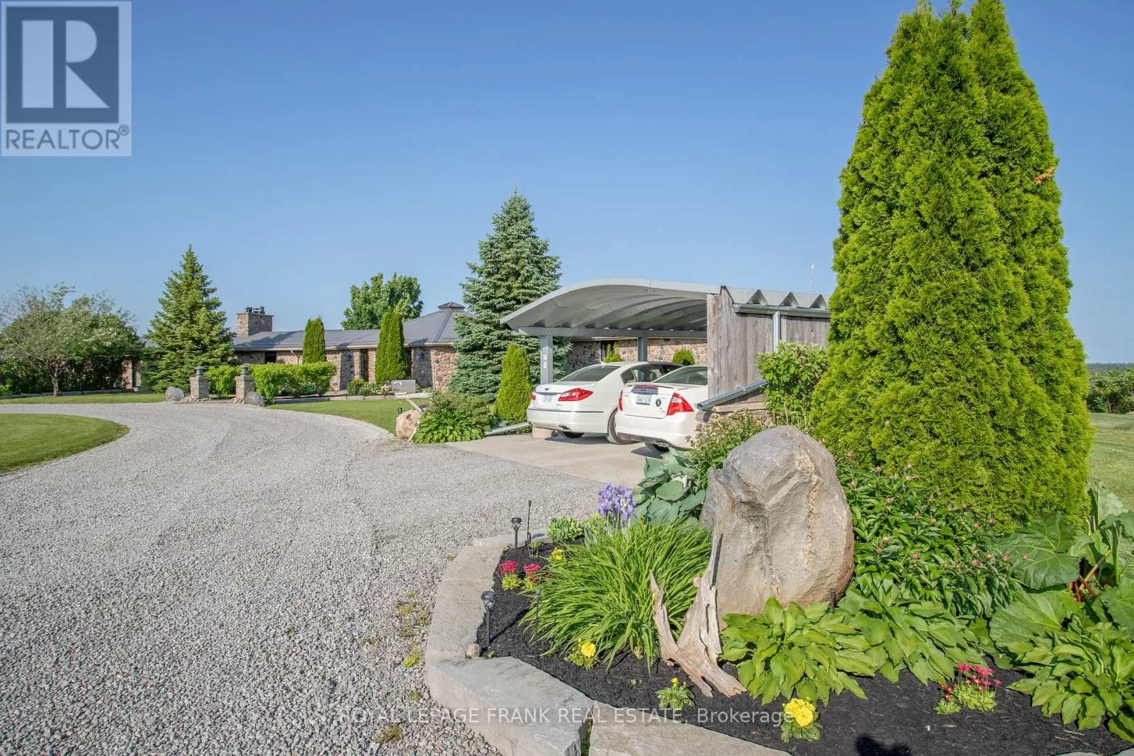 10 CITYVIEW HEIGHTS
