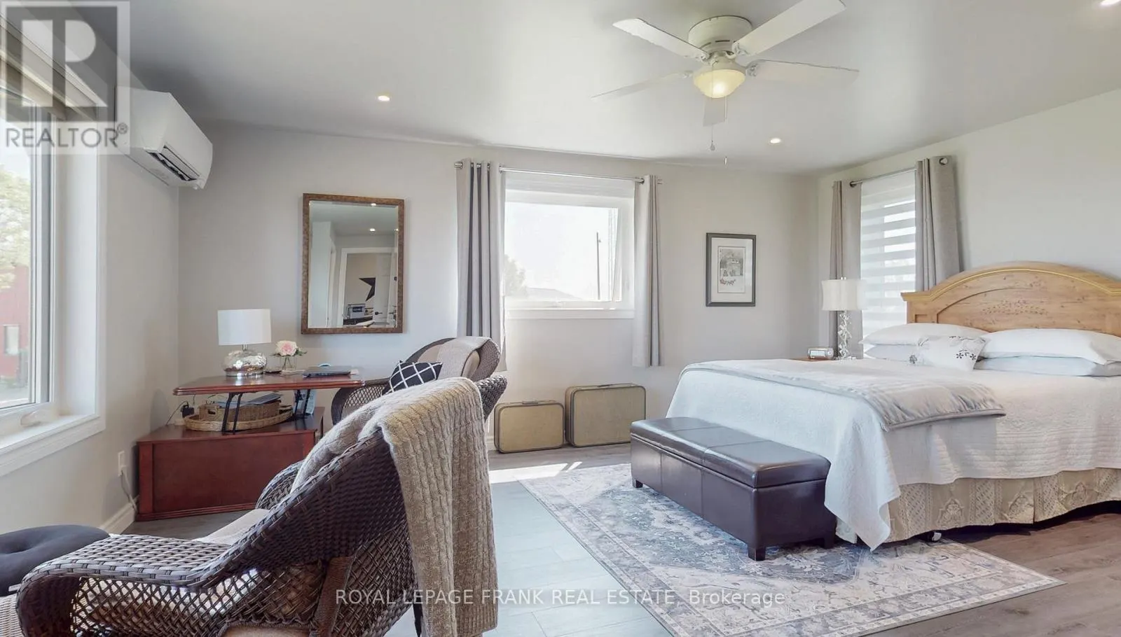 10 CITYVIEW HEIGHTS