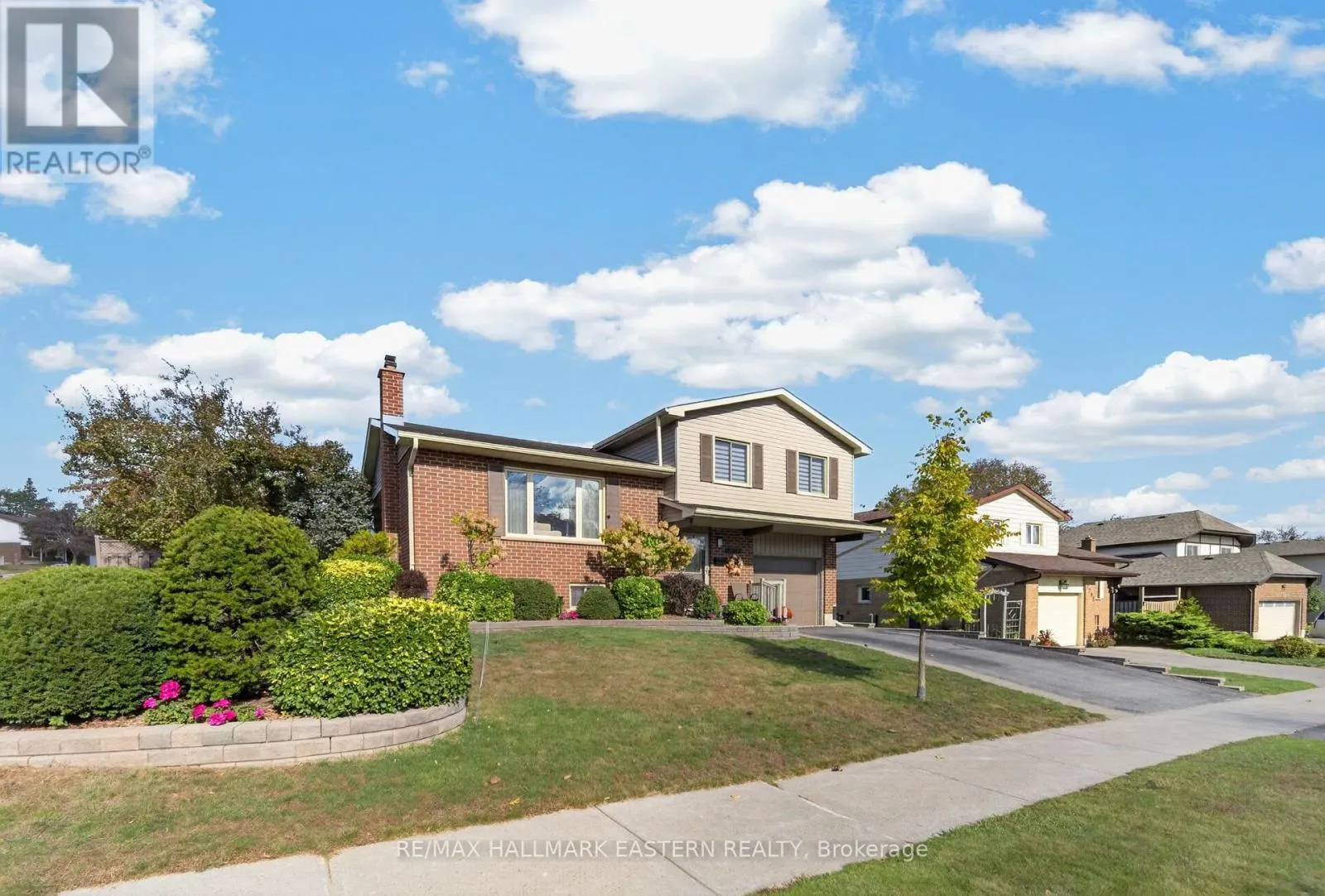 2296 KAWARTHA HEIGHTS BOULEVARD
