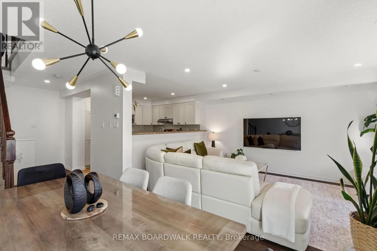 107 CAITHNESS PRIVATE