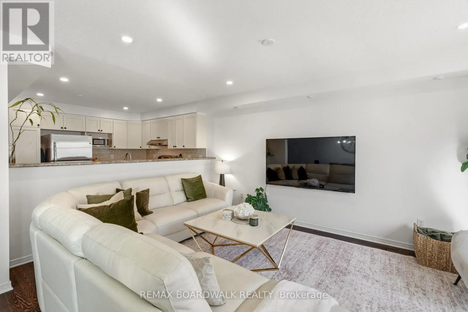 107 CAITHNESS PRIVATE