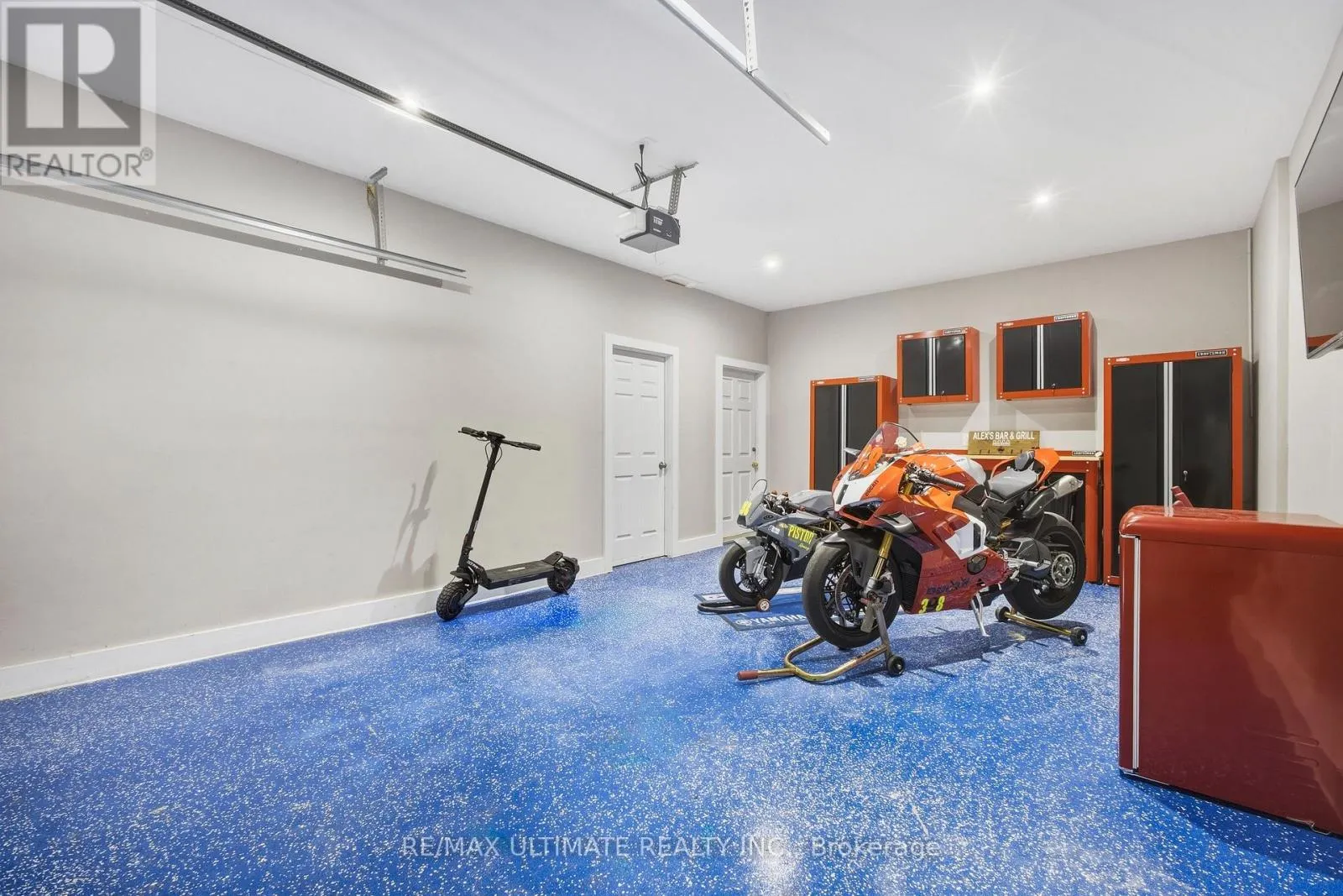 873421 5TH LINE ESTATES
