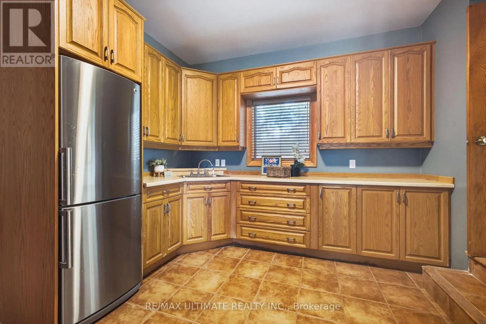 873421 5TH LINE ESTATES