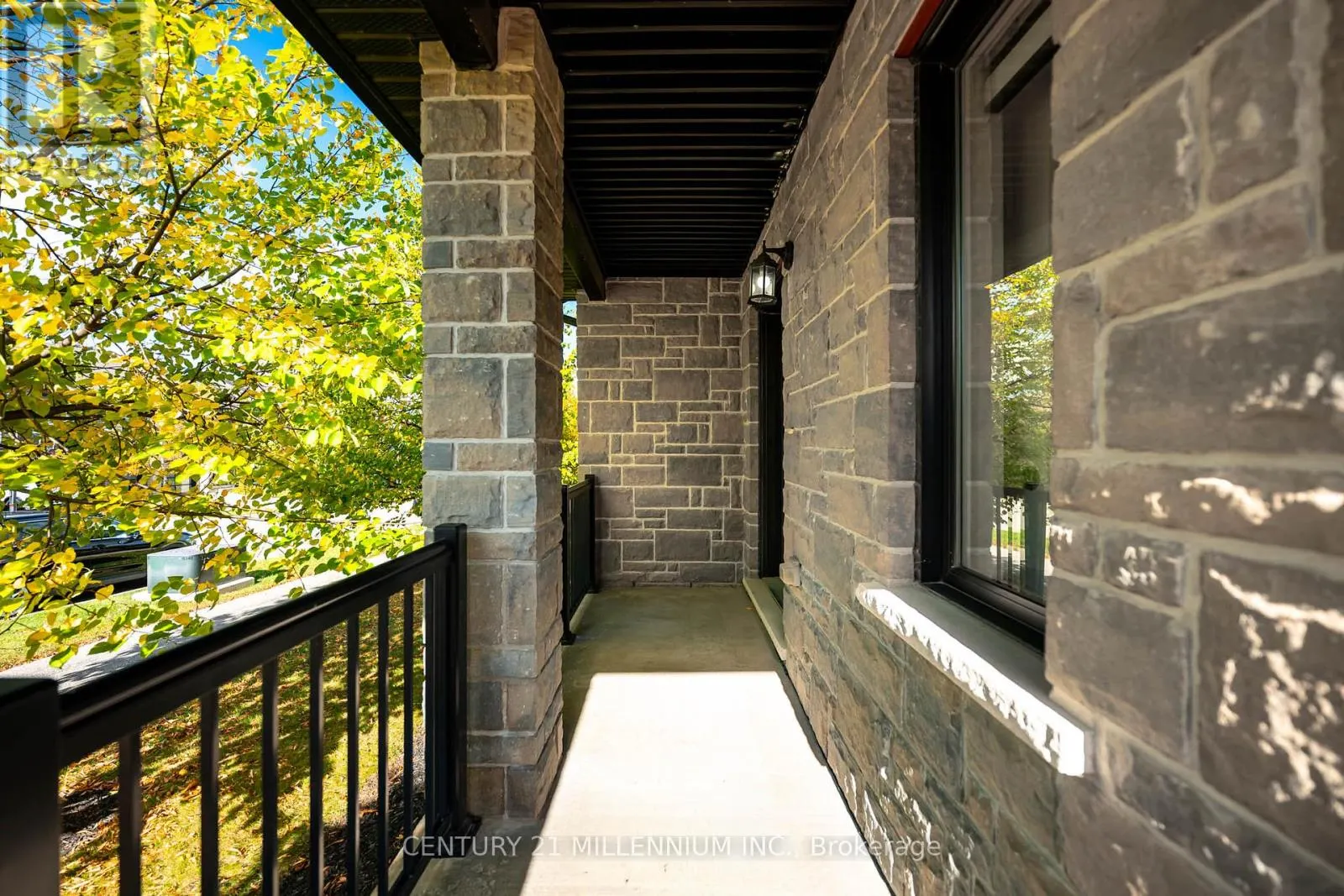 18 - 91 POPPY DRIVE E