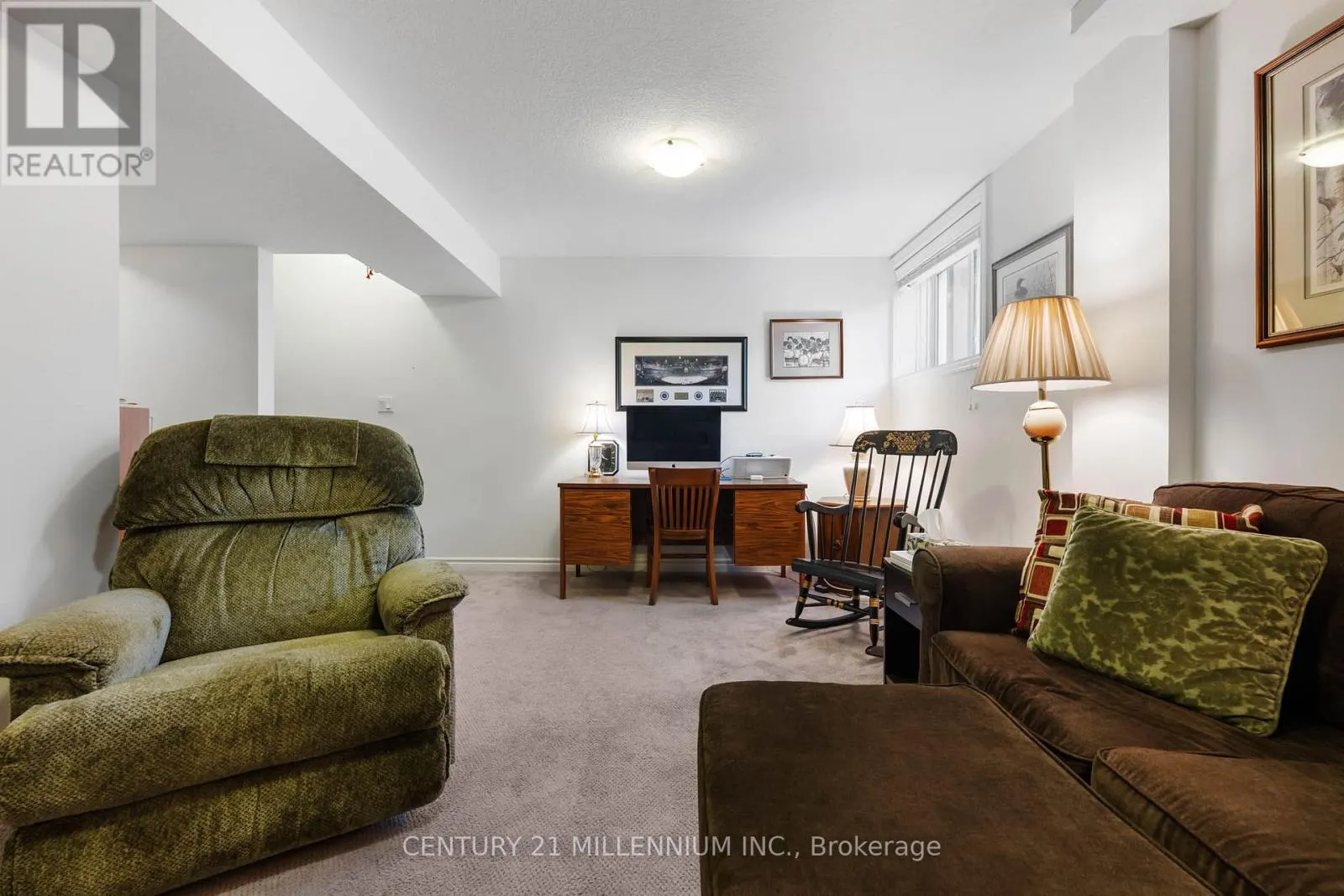 18 - 91 POPPY DRIVE E