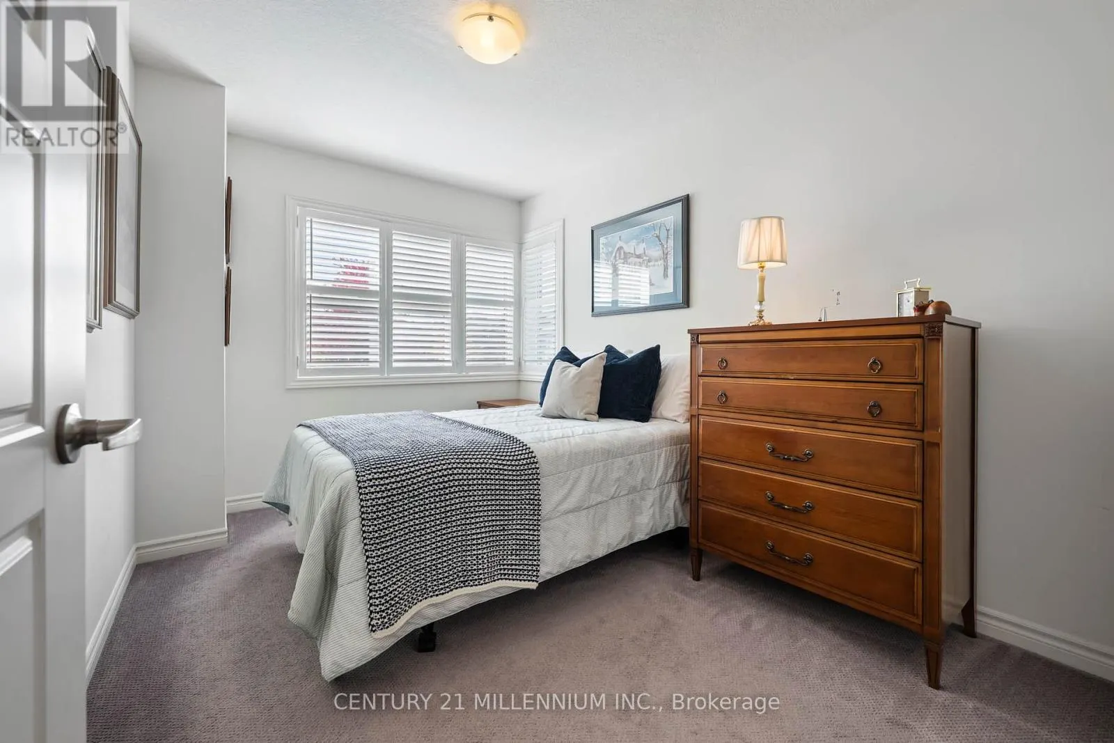 18 - 91 POPPY DRIVE E