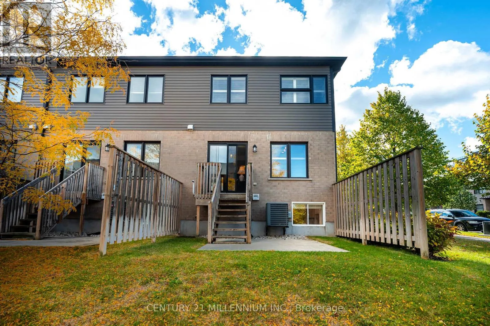 18 - 91 POPPY DRIVE E