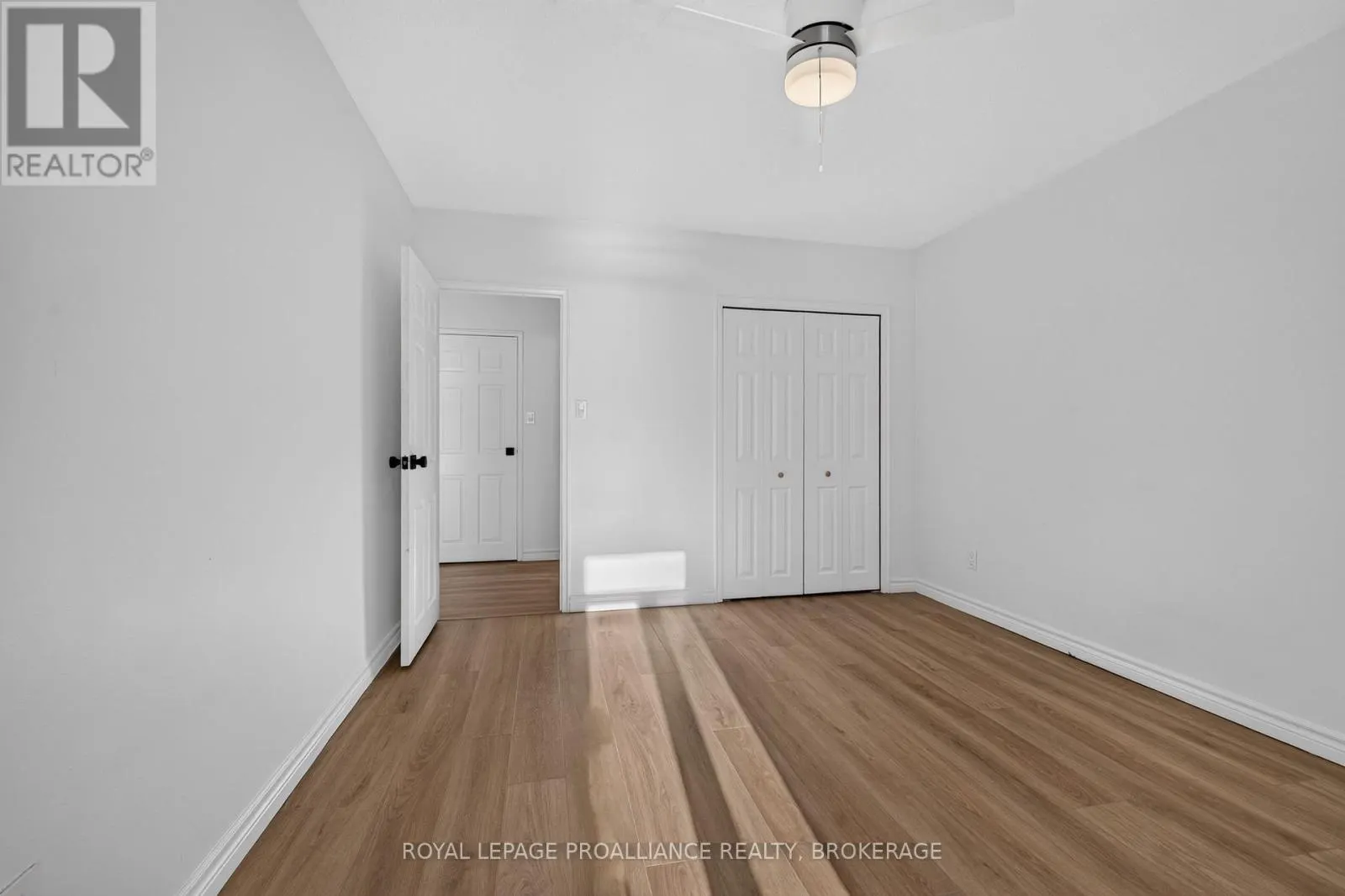 306 - 1 MOWAT AVENUE #306