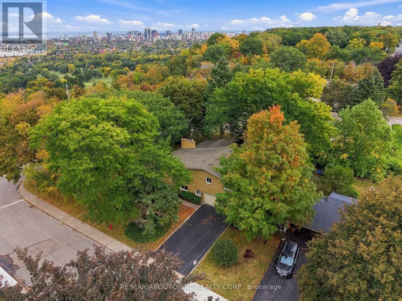 617 SCENIC DRIVE