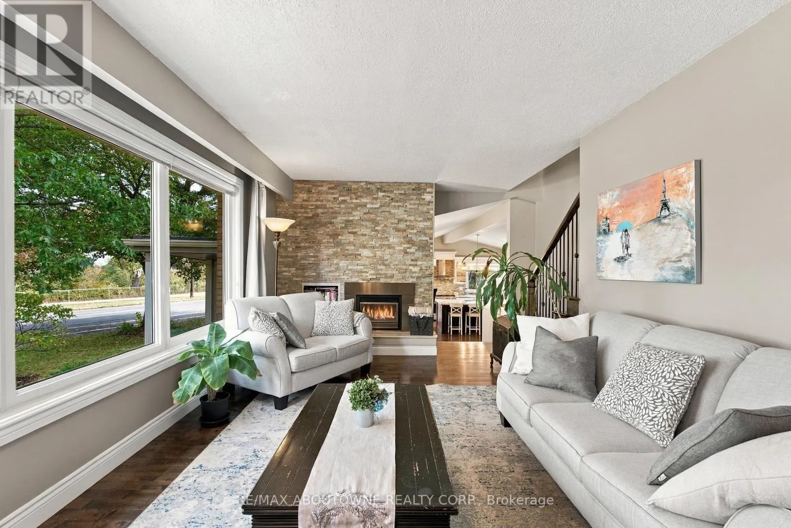 617 SCENIC DRIVE