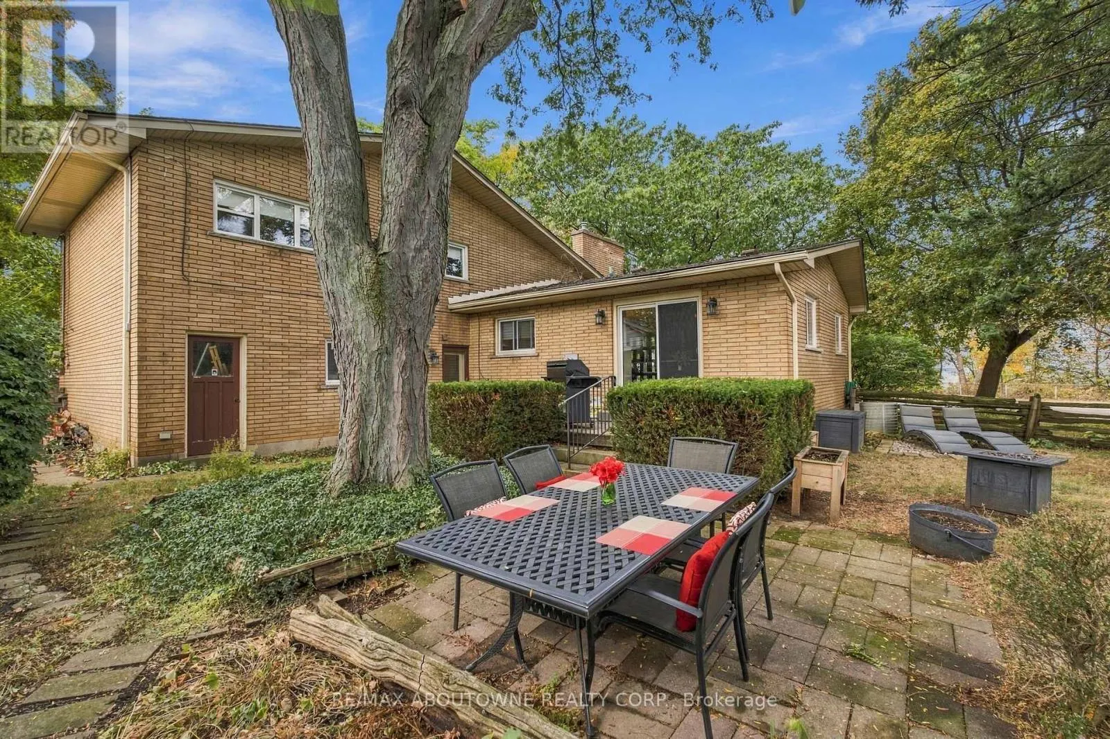 617 SCENIC DRIVE