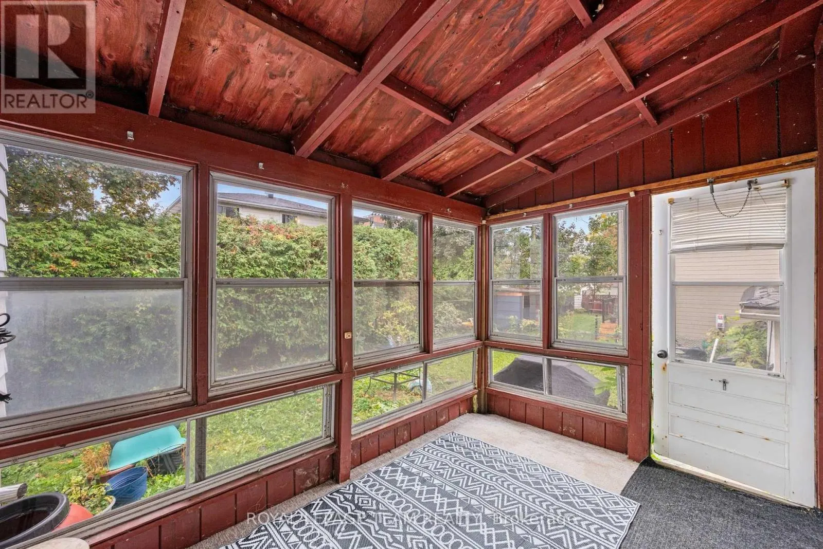 1272 LIVINGSTONE AVENUE
