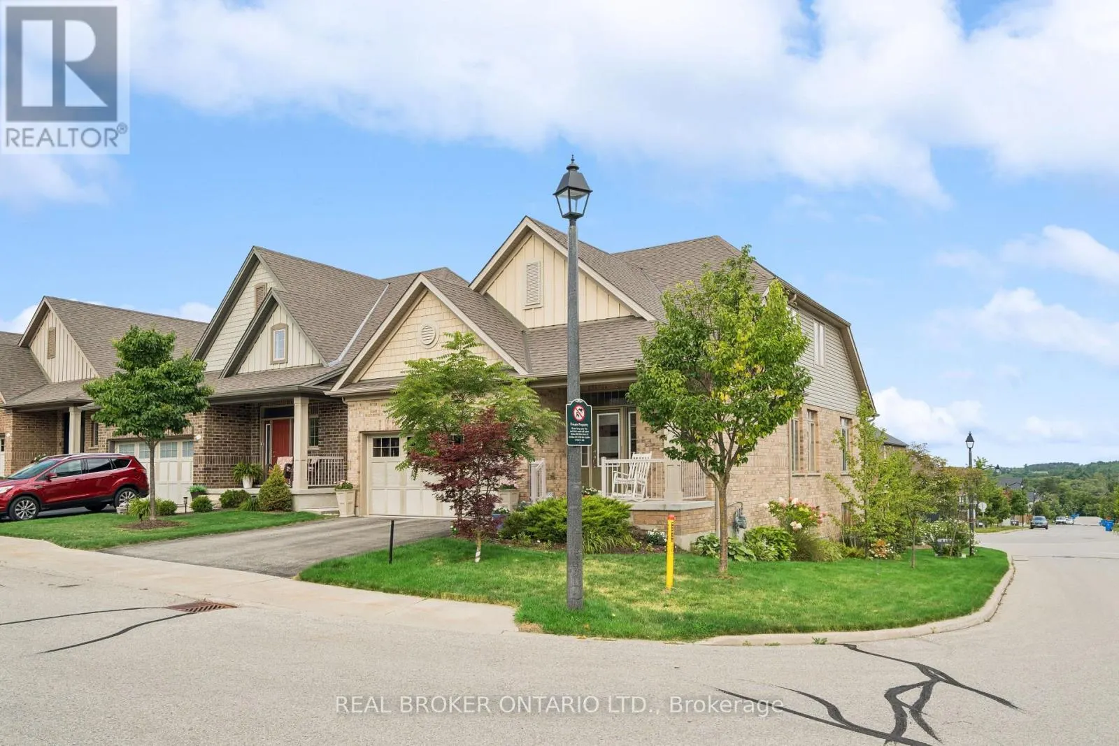 10 CHESTNUT DRIVE