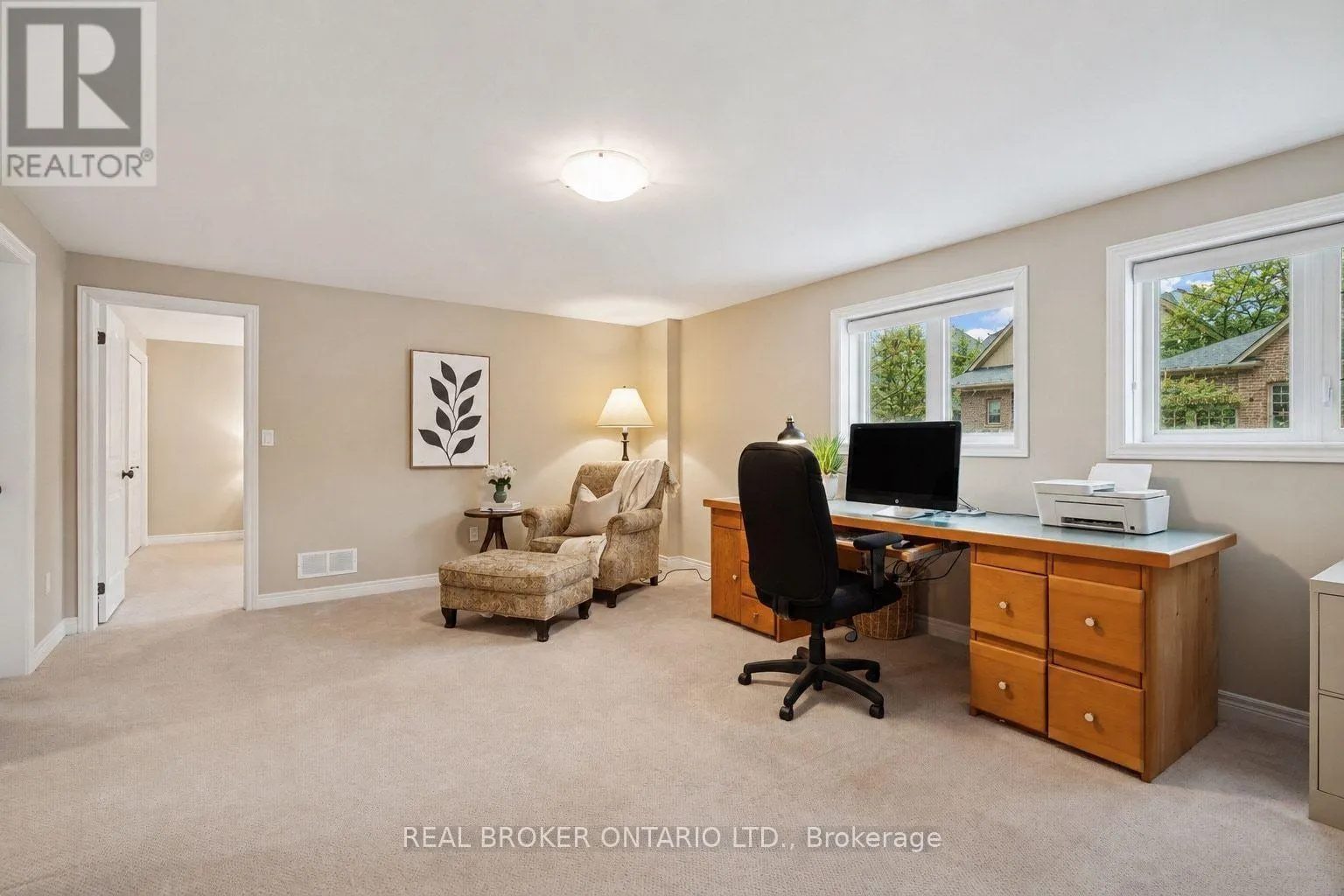 10 CHESTNUT DRIVE