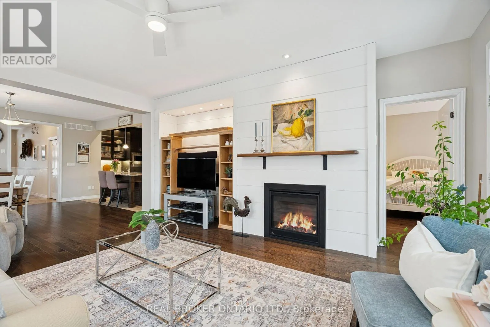 10 CHESTNUT DRIVE