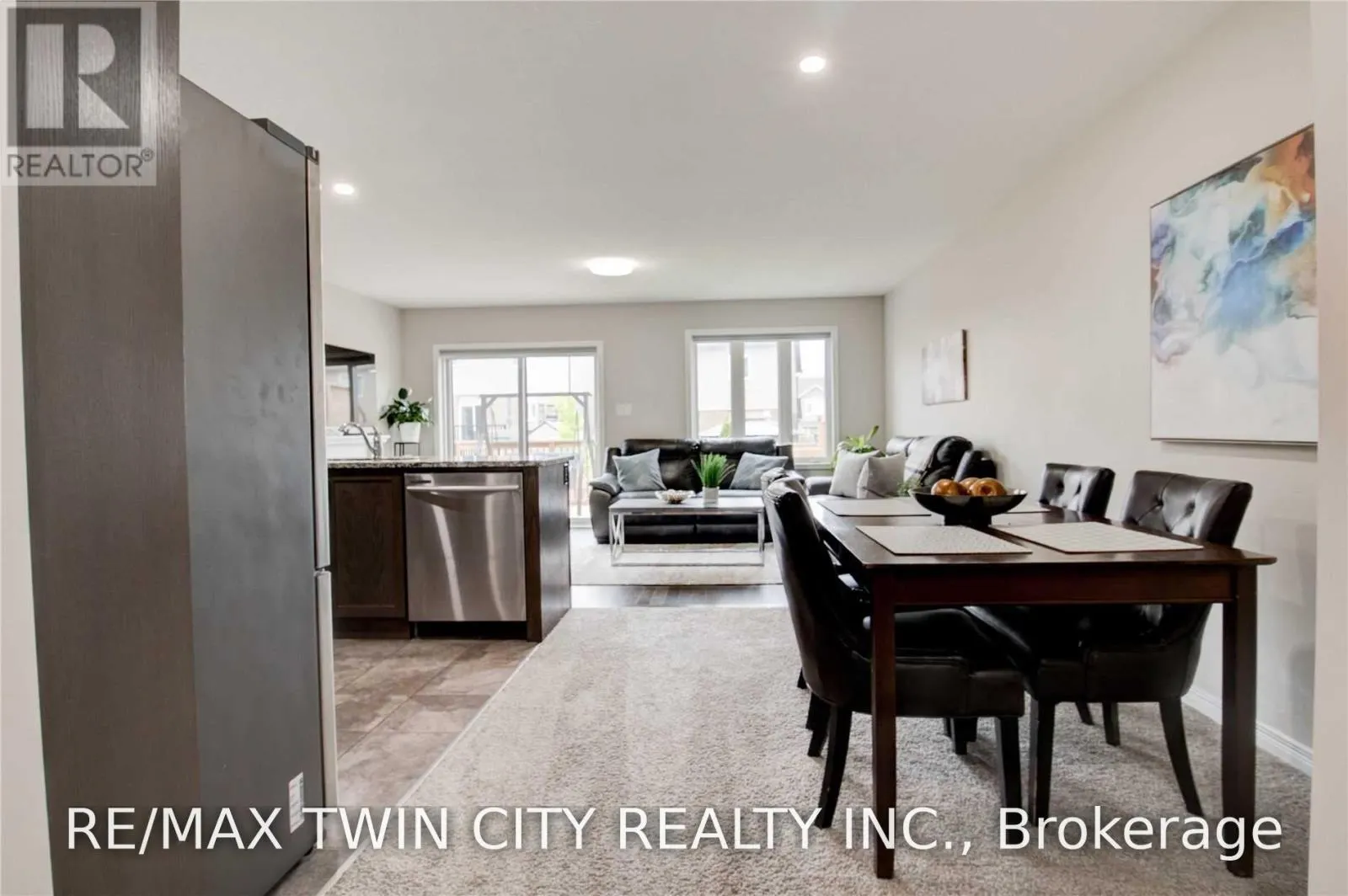 107 - 135 HARDCASTLE DRIVE