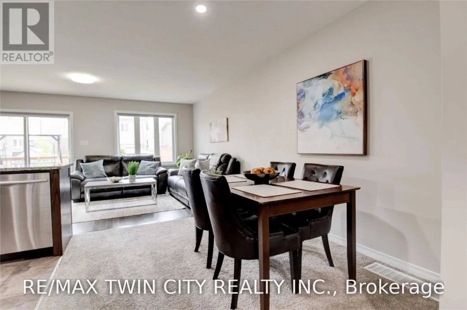 107 - 135 HARDCASTLE DRIVE