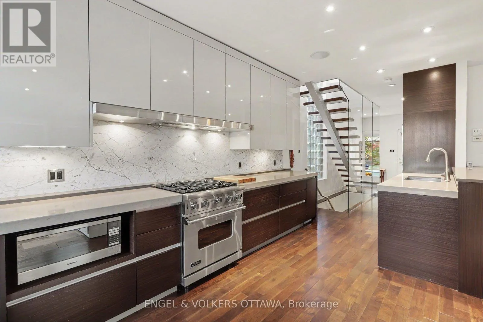 26 MELGUND AVENUE