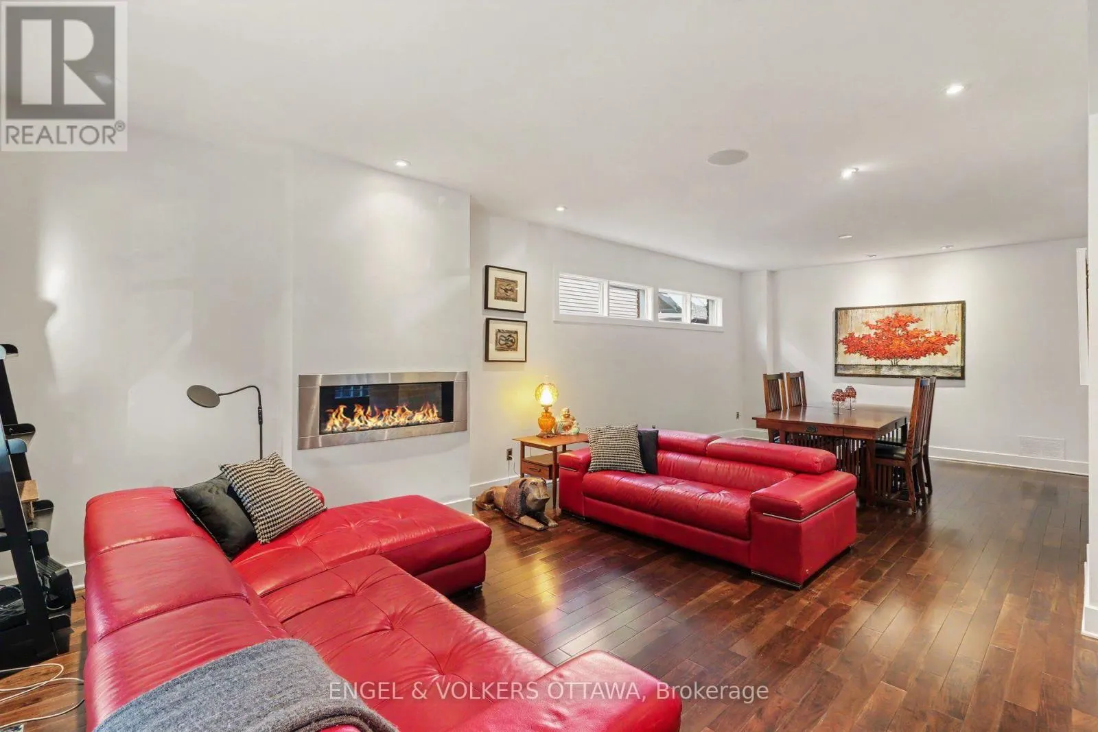 26 MELGUND AVENUE