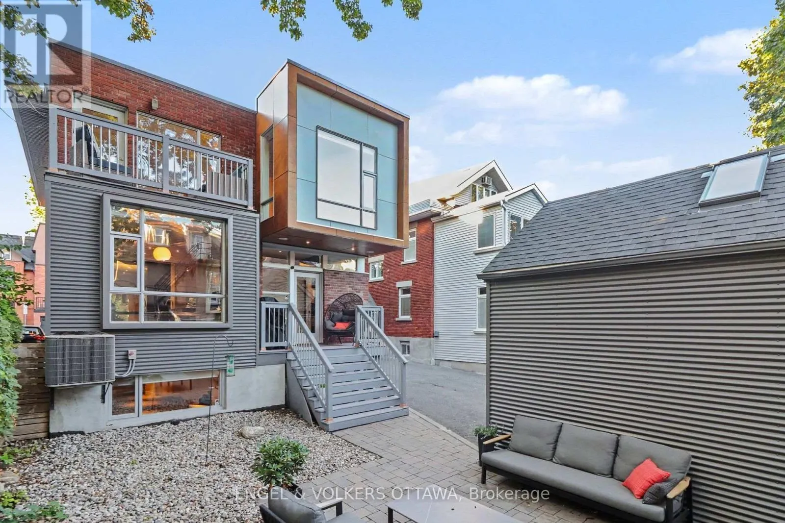 26 MELGUND AVENUE