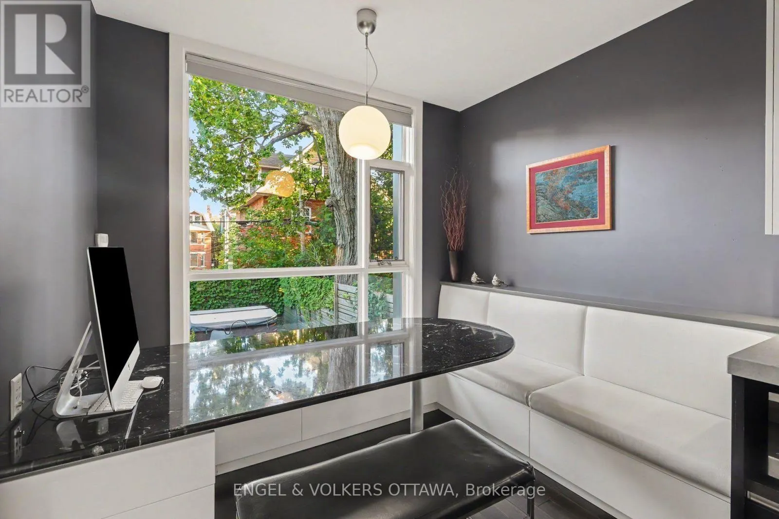26 MELGUND AVENUE