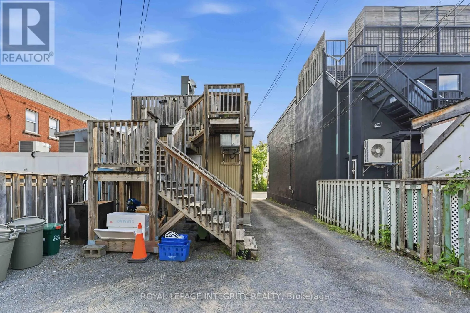 266 PRESTON STREET N