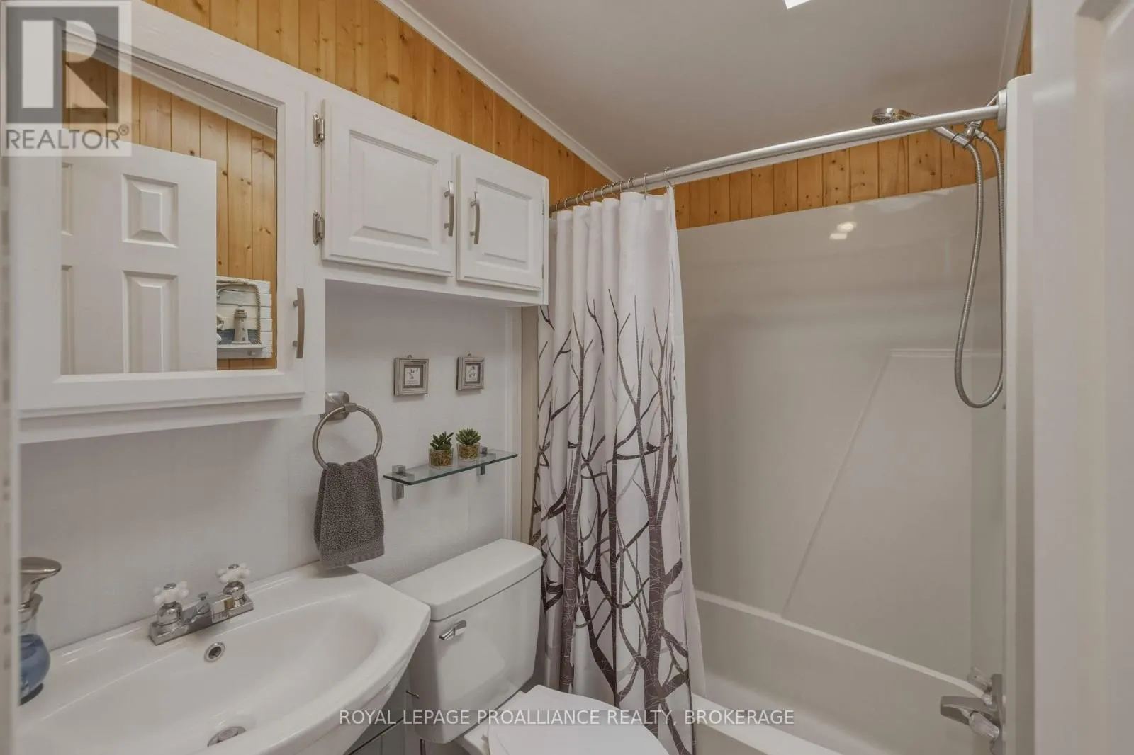 106 OLD RIVER ROAD