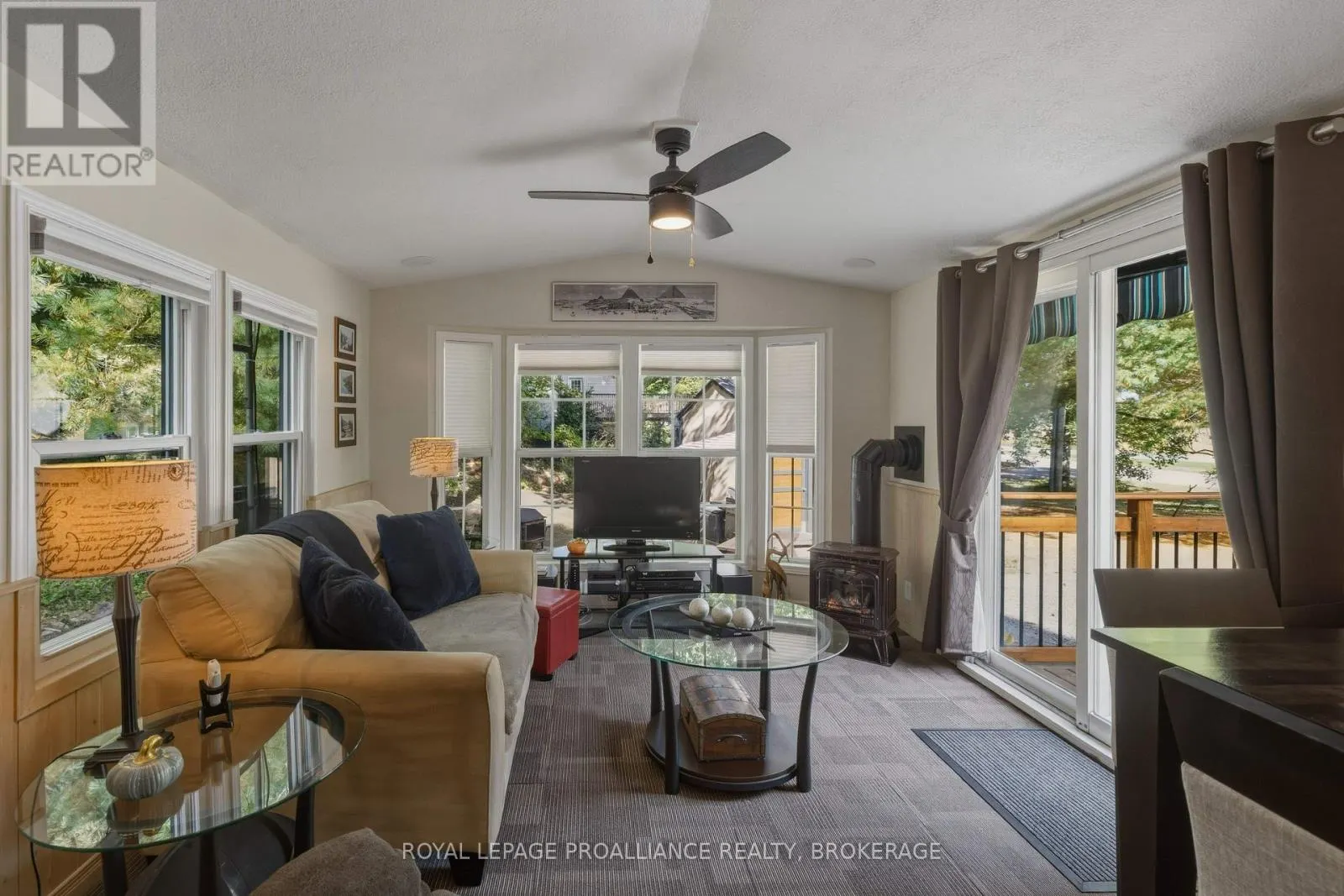 106 OLD RIVER ROAD