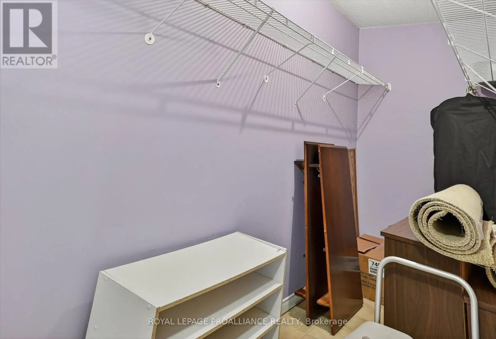 312A - 1099 CLONSILLA AVENUE
