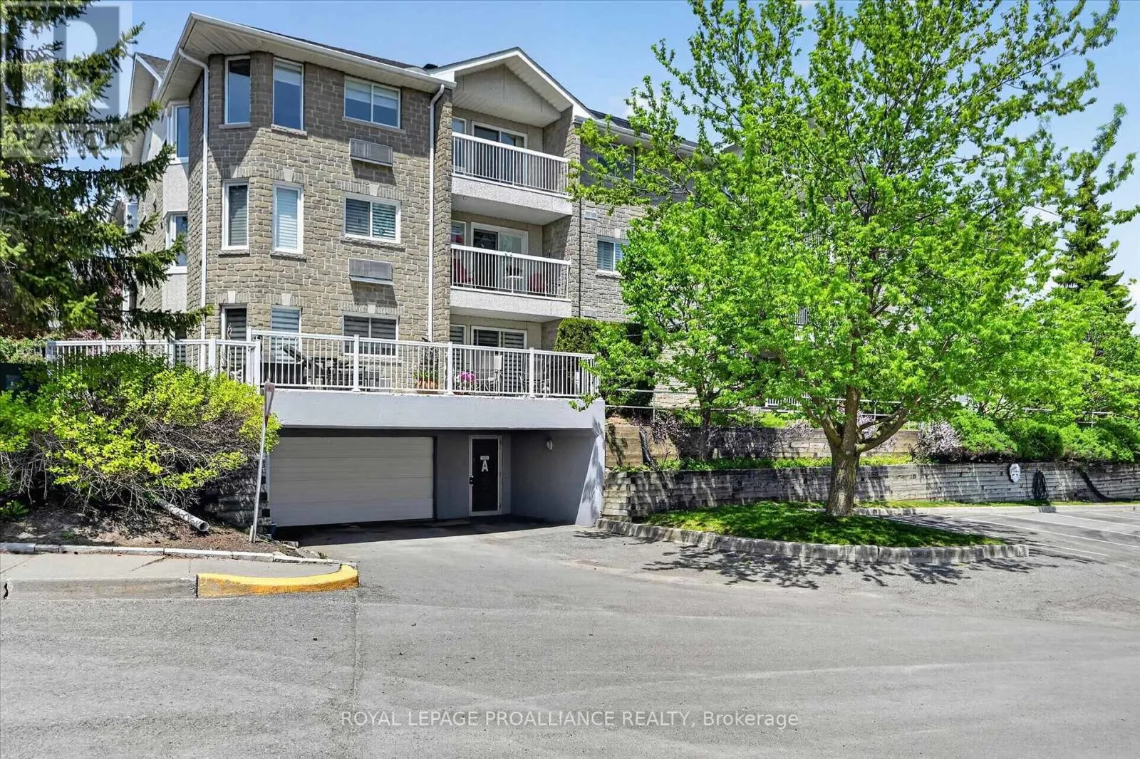 312A - 1099 CLONSILLA AVENUE