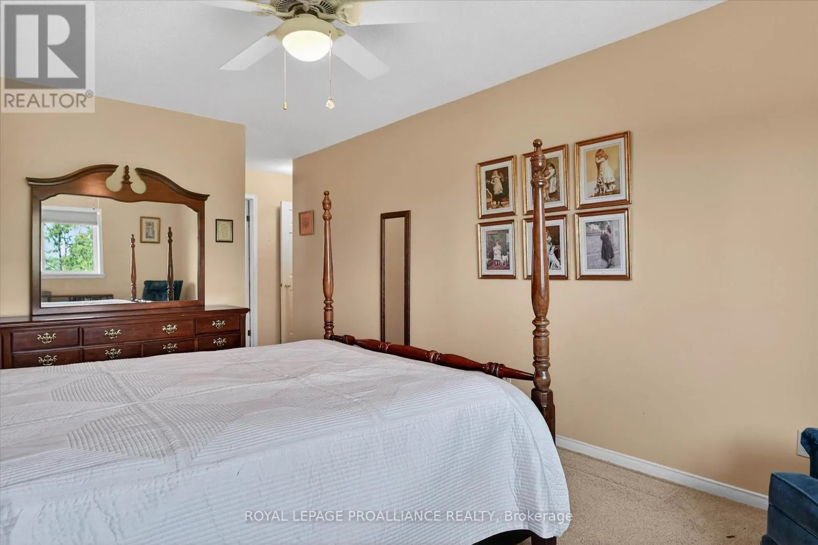 312A - 1099 CLONSILLA AVENUE