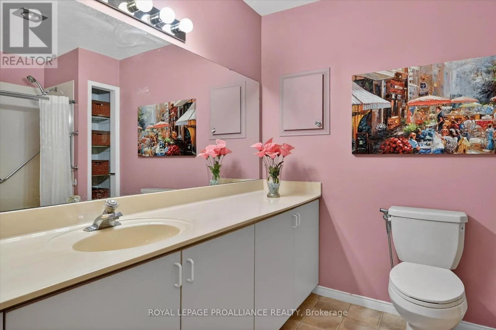 312A - 1099 CLONSILLA AVENUE