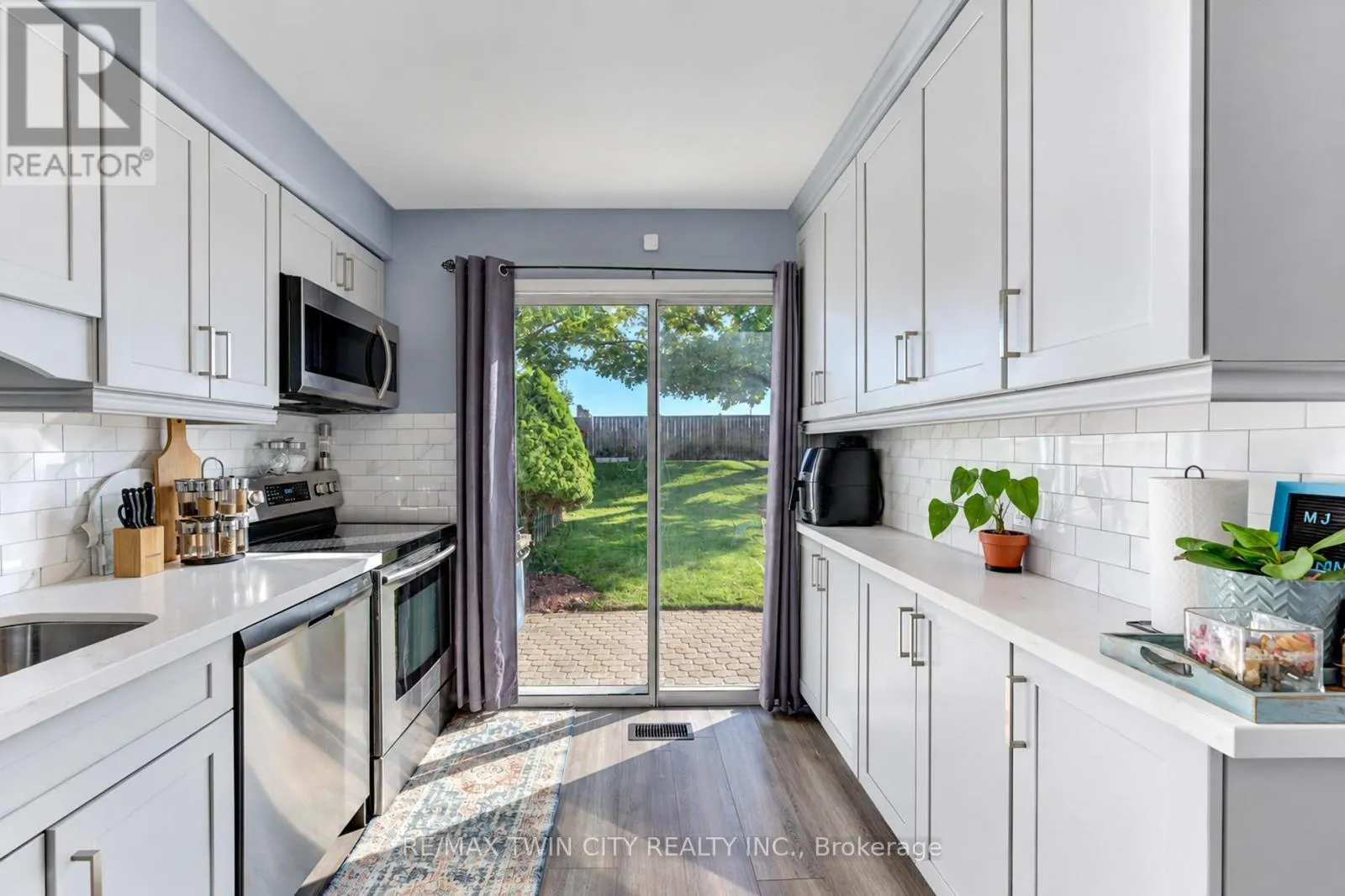 190 NITH RIVER WAY