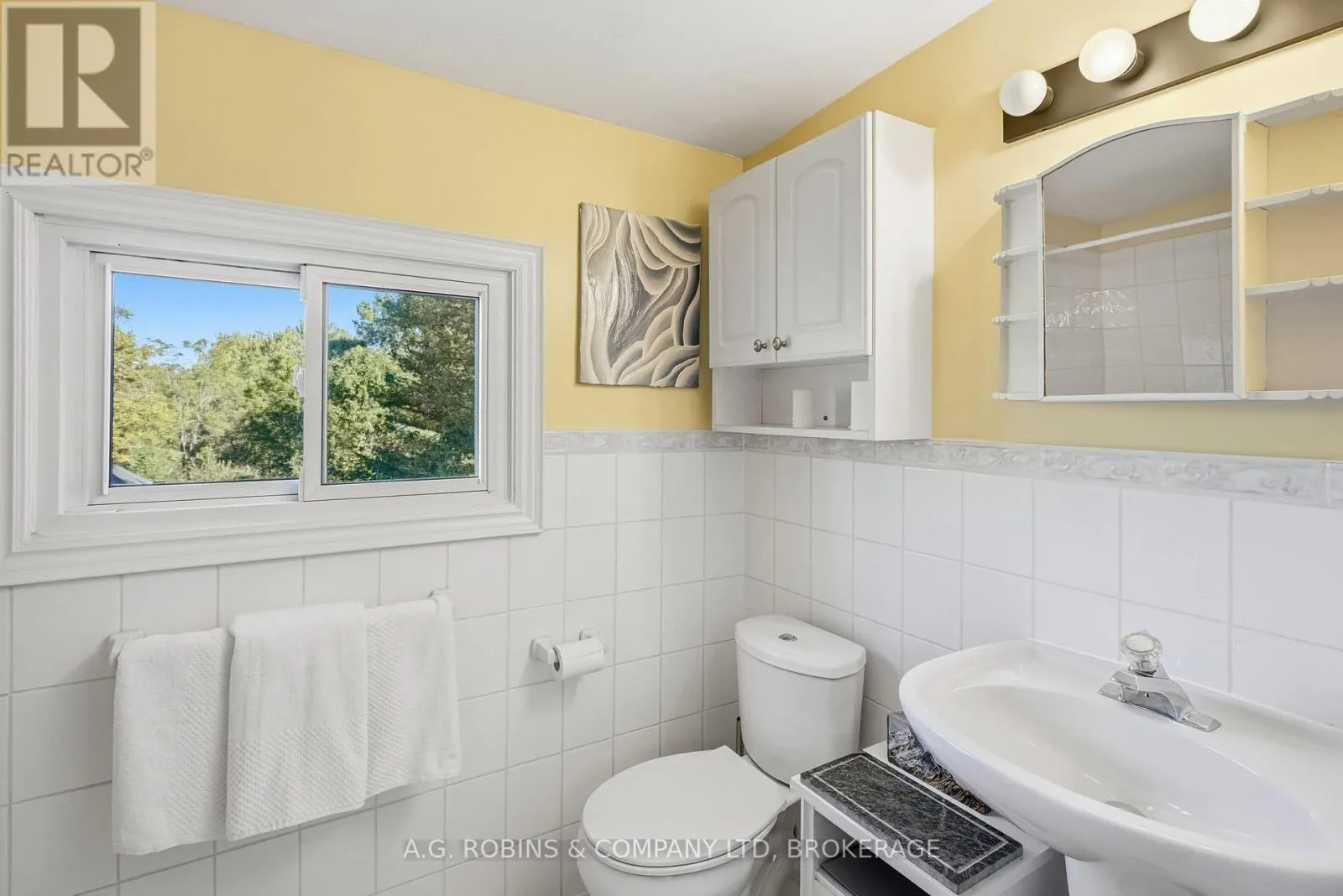 10448 LAKESHORE ROAD