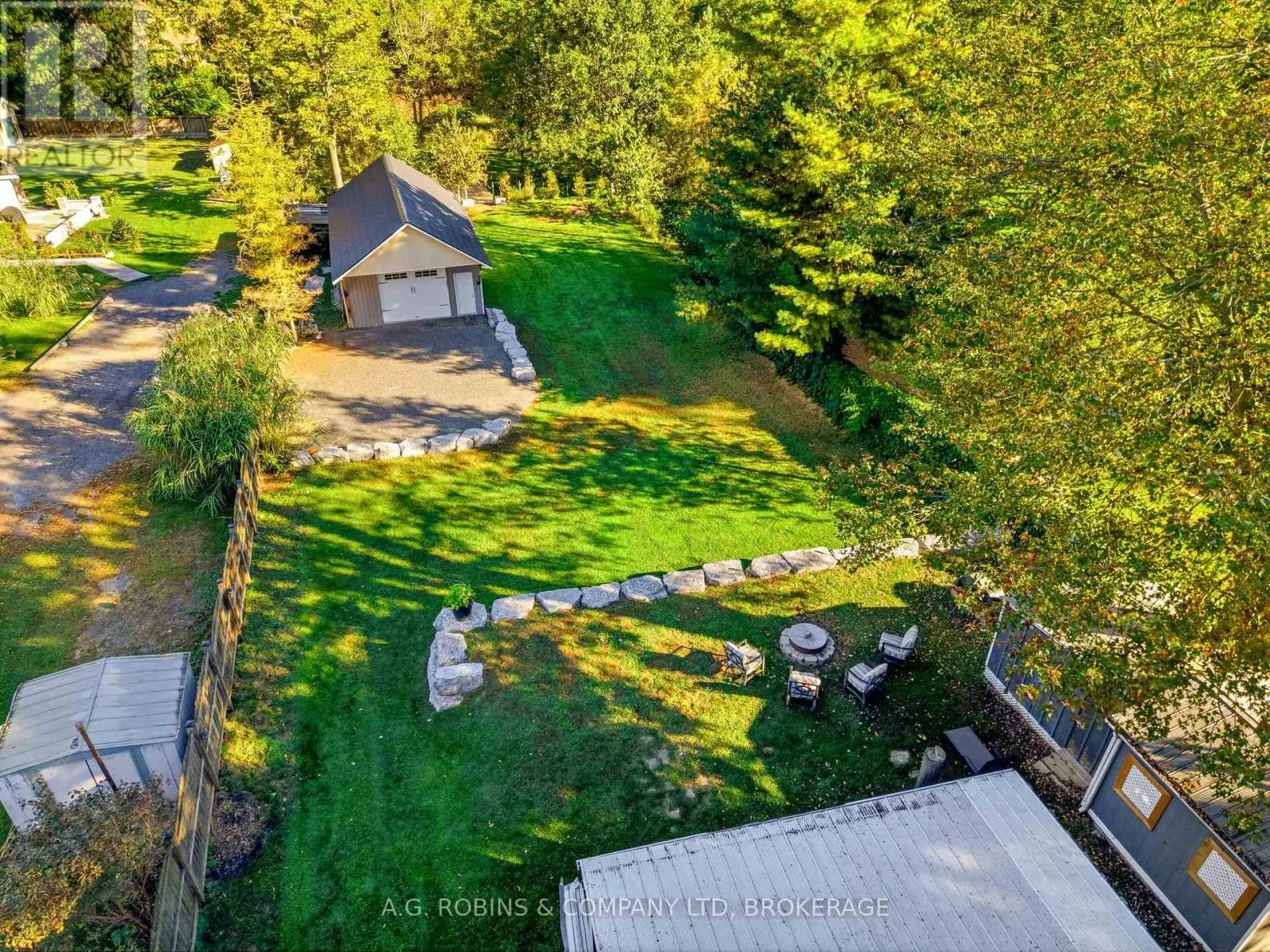 10448 LAKESHORE ROAD