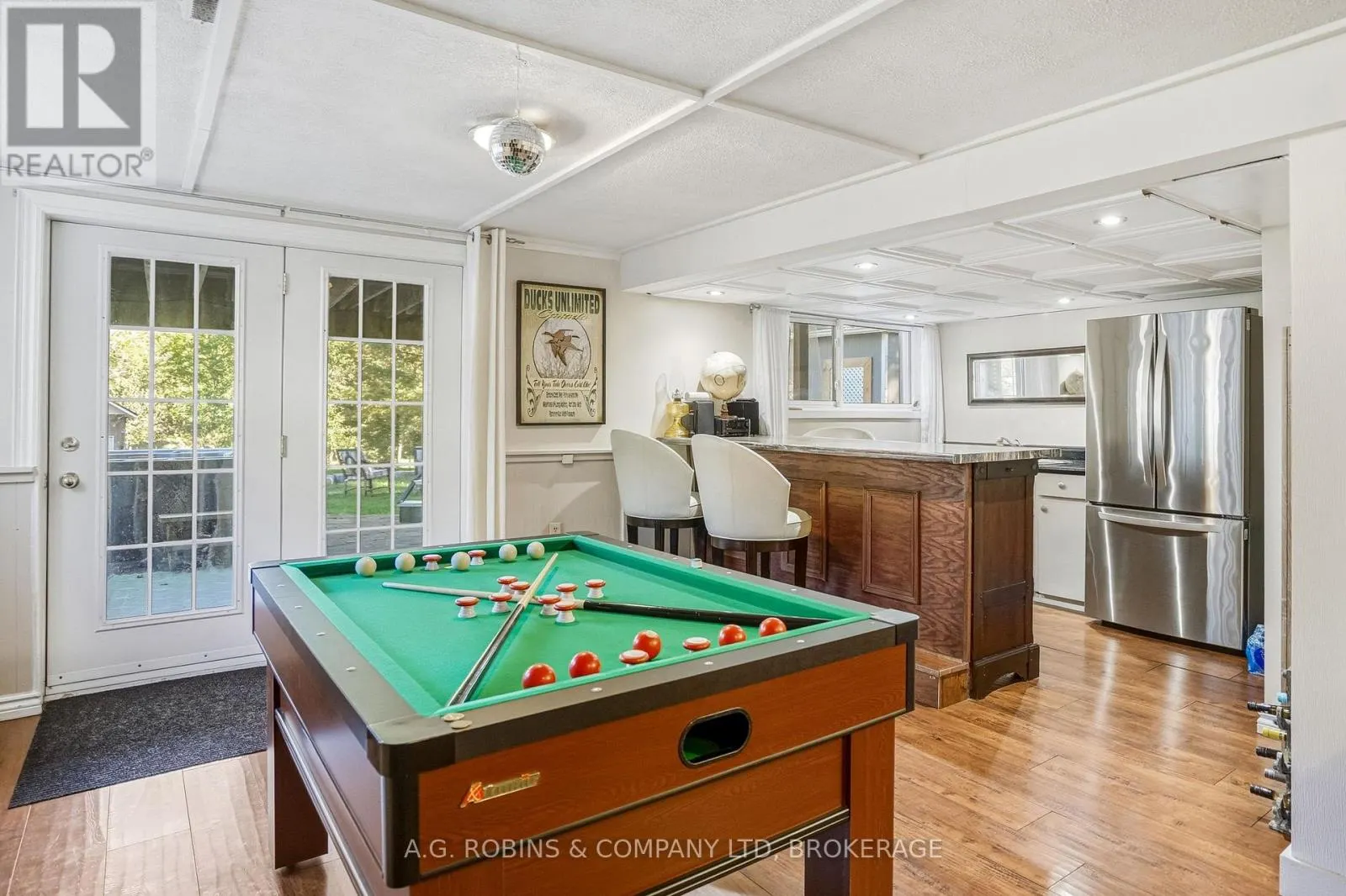 10448 LAKESHORE ROAD