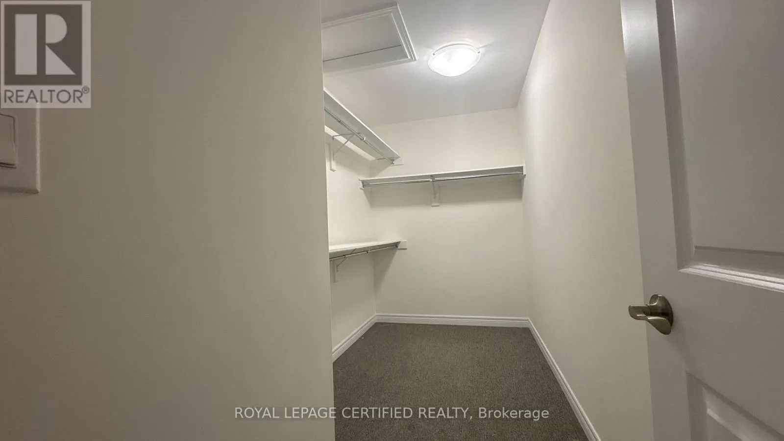 11 ALICIA CRESCENT