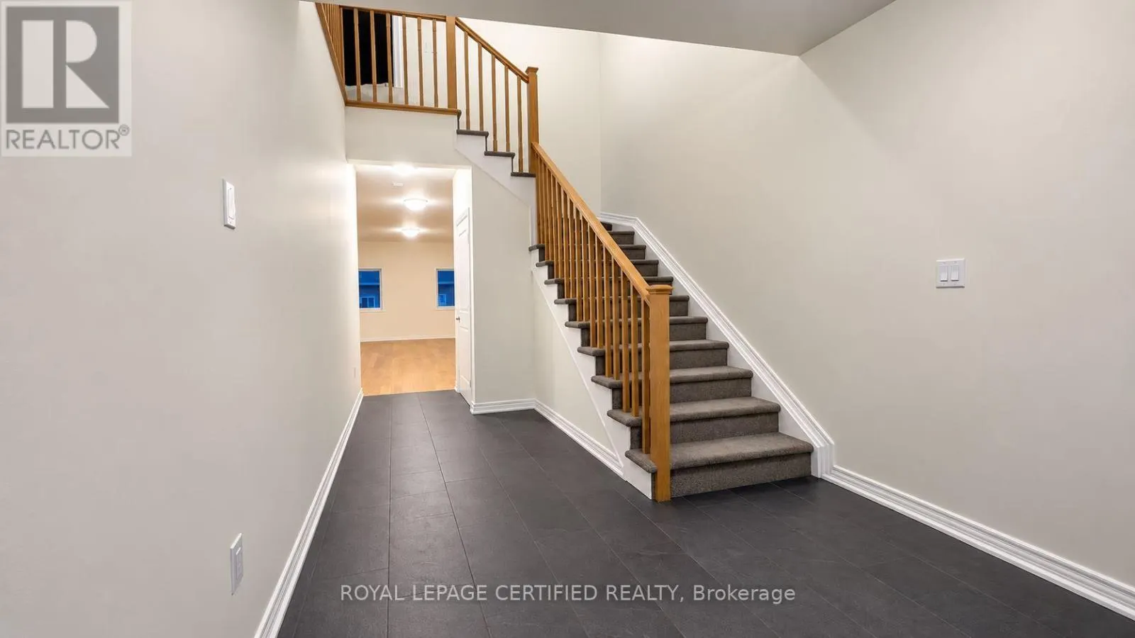11 ALICIA CRESCENT