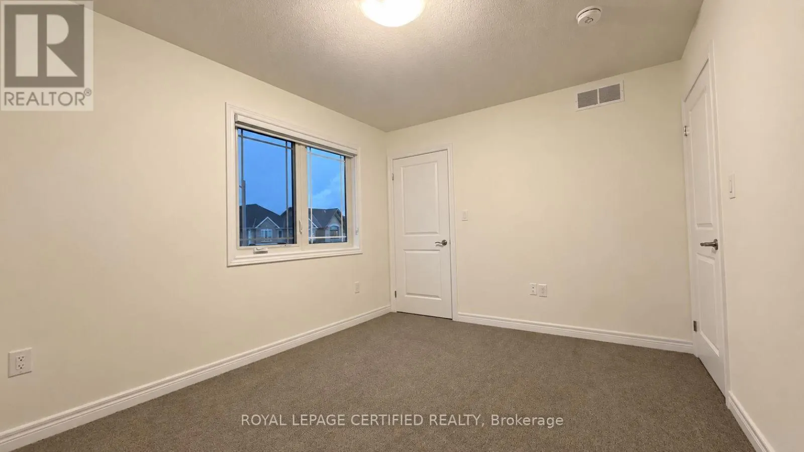 11 ALICIA CRESCENT