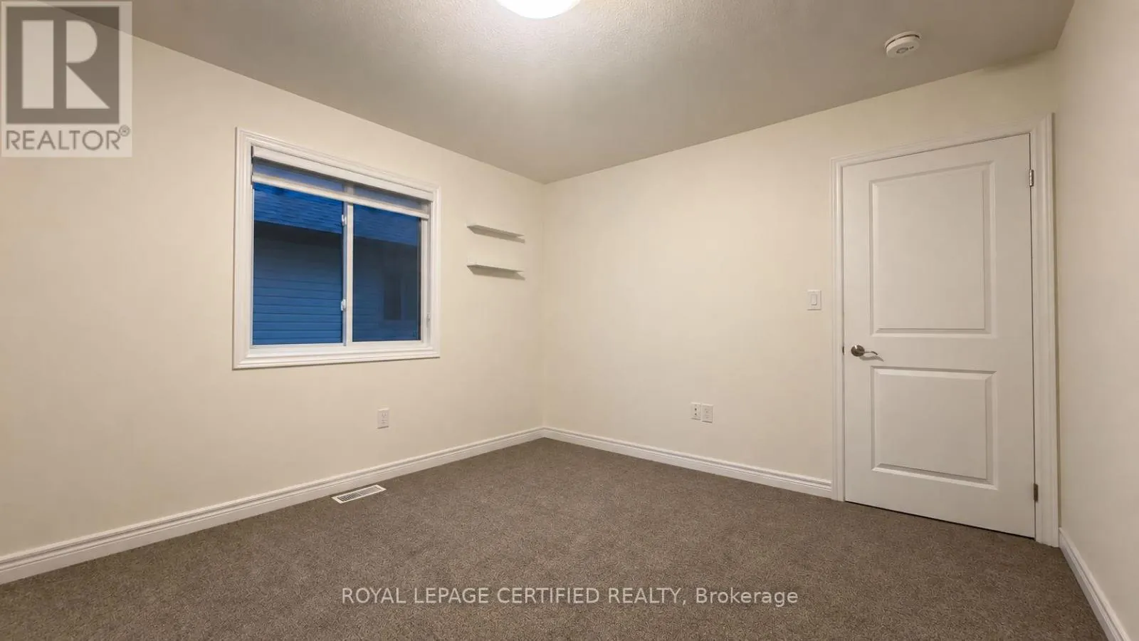 11 ALICIA CRESCENT